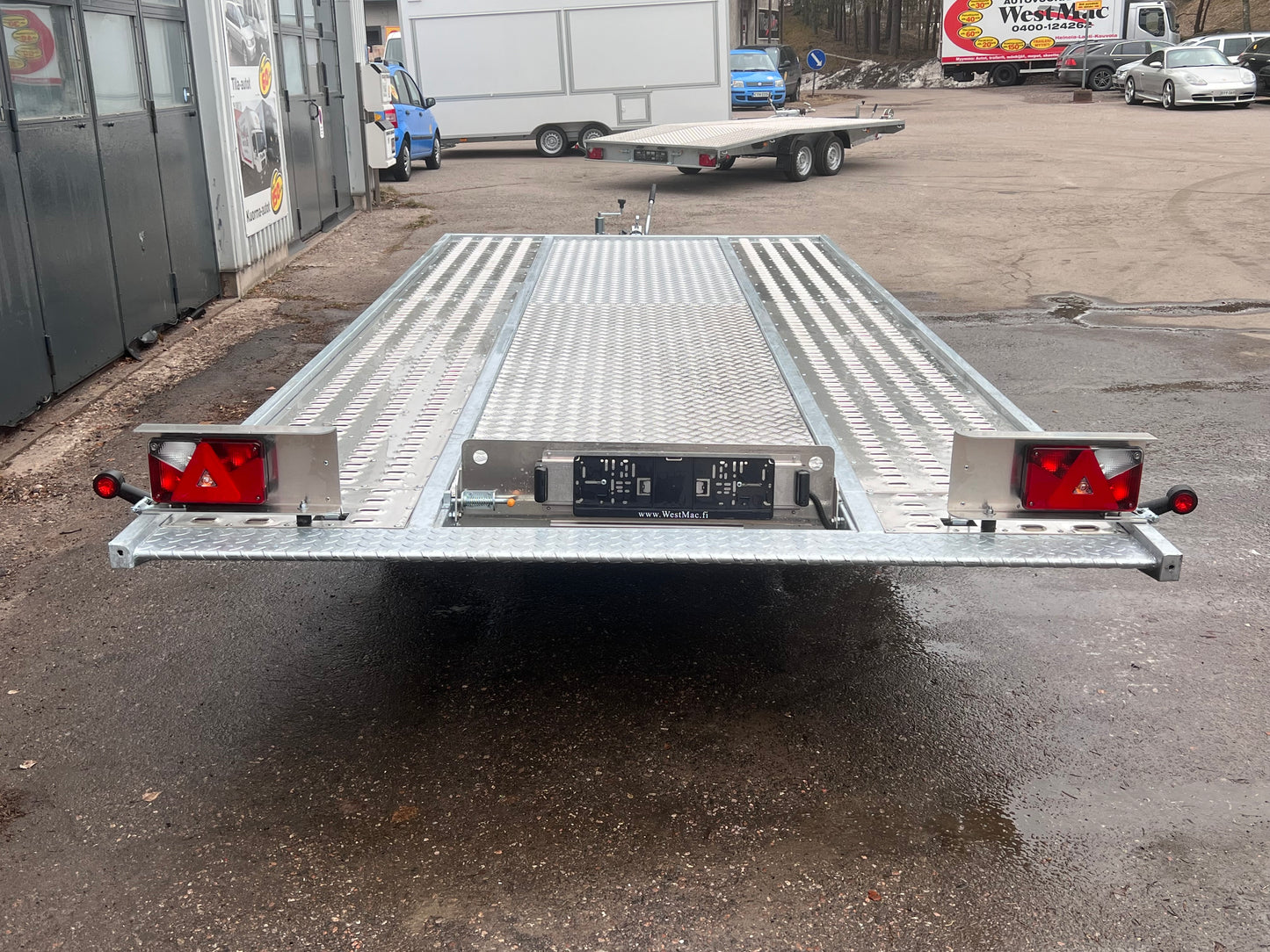 SATURN 4,7X2,1 3500KG ALU