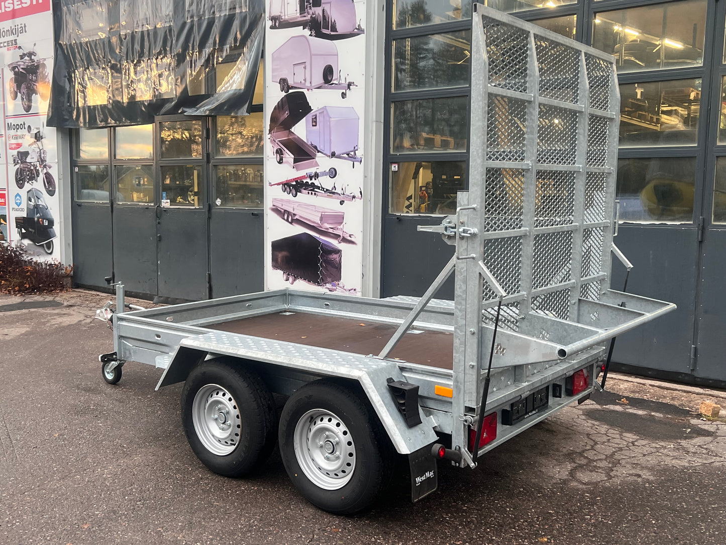 Koparka K2527 255x155x18 2700kg