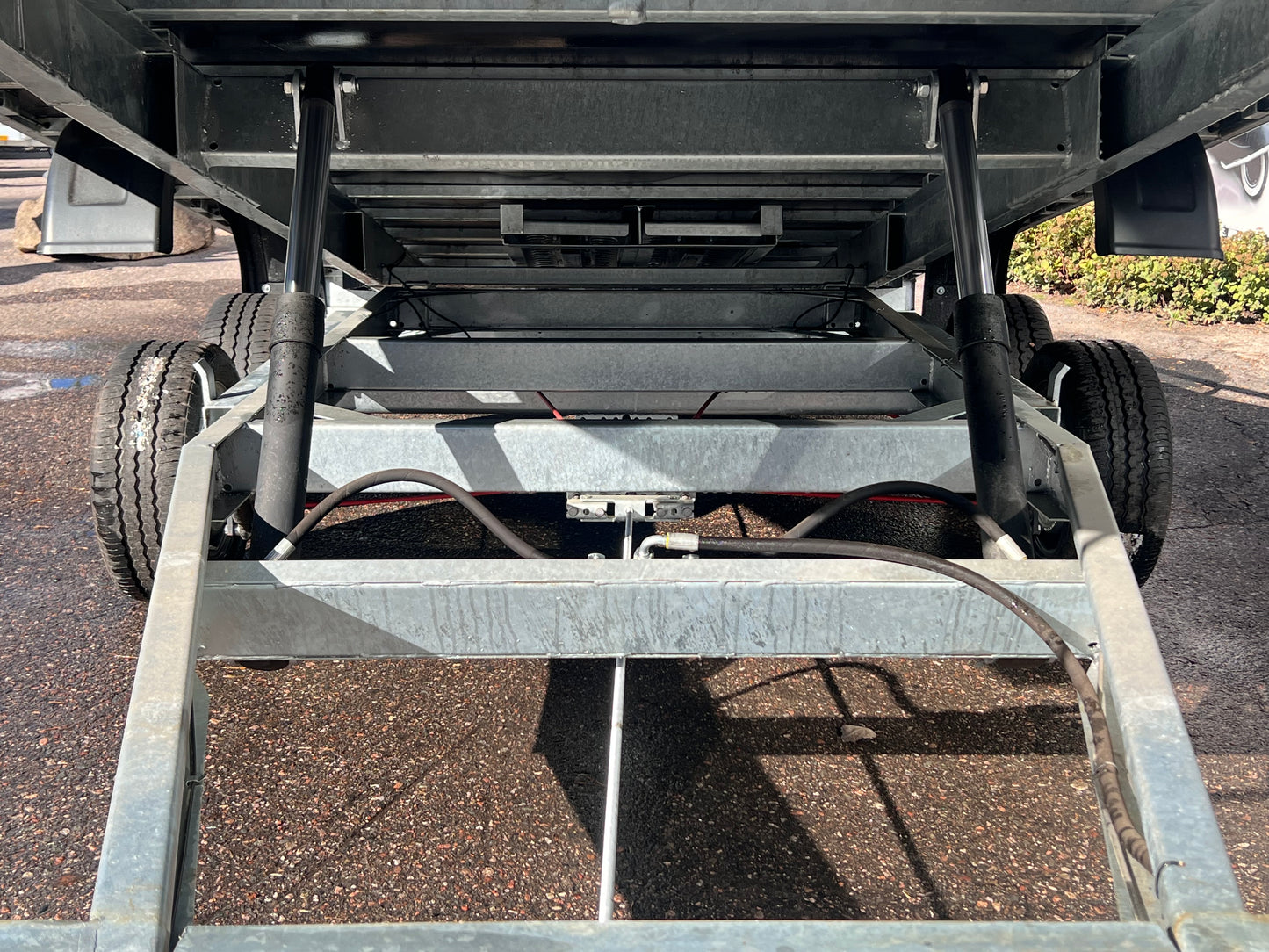 Lenka 5x2,2 3500kg Kippaava