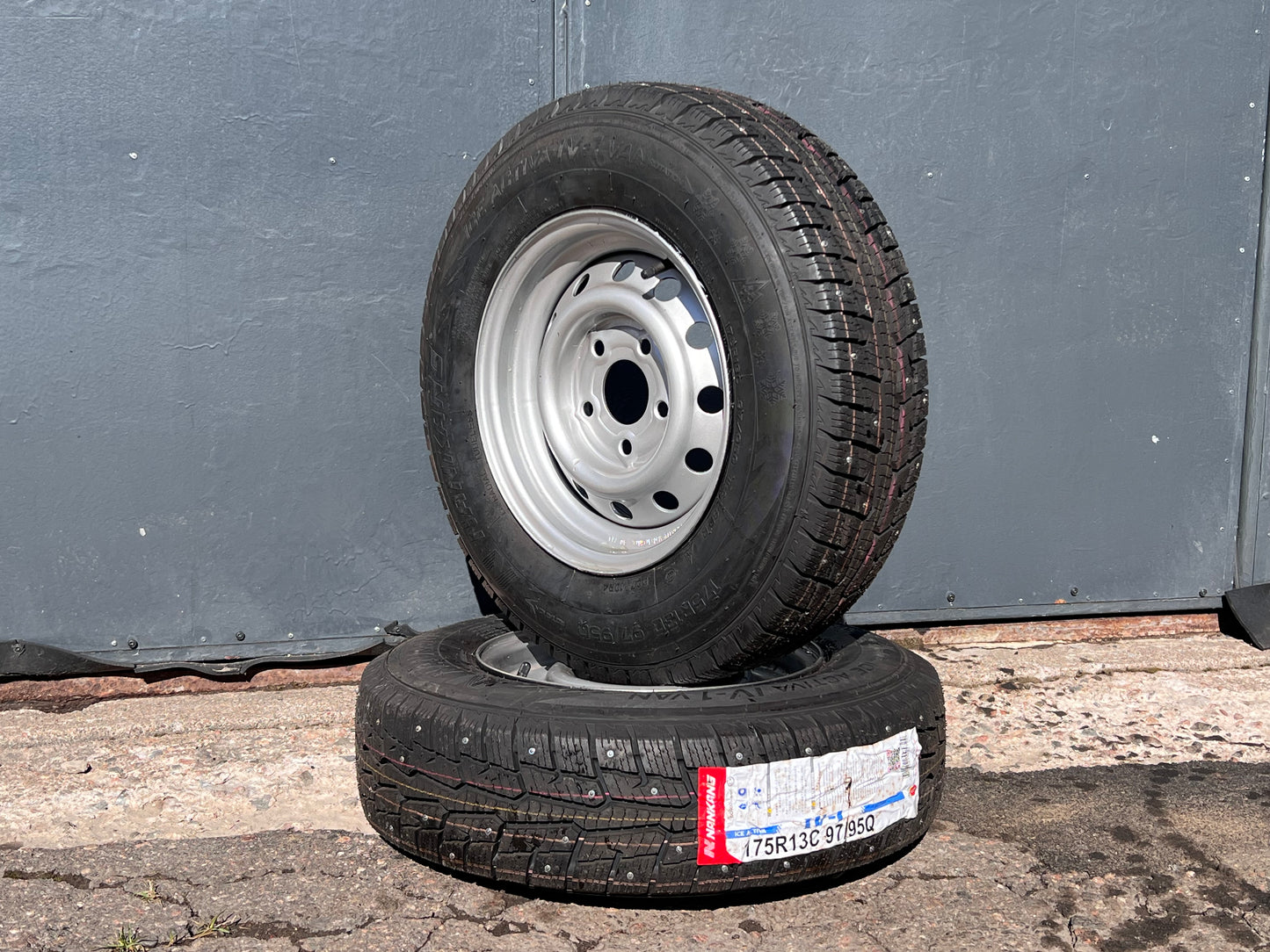 Nastarengas Nankang ICE ACTIVE 175R13C 5x112 4kpl