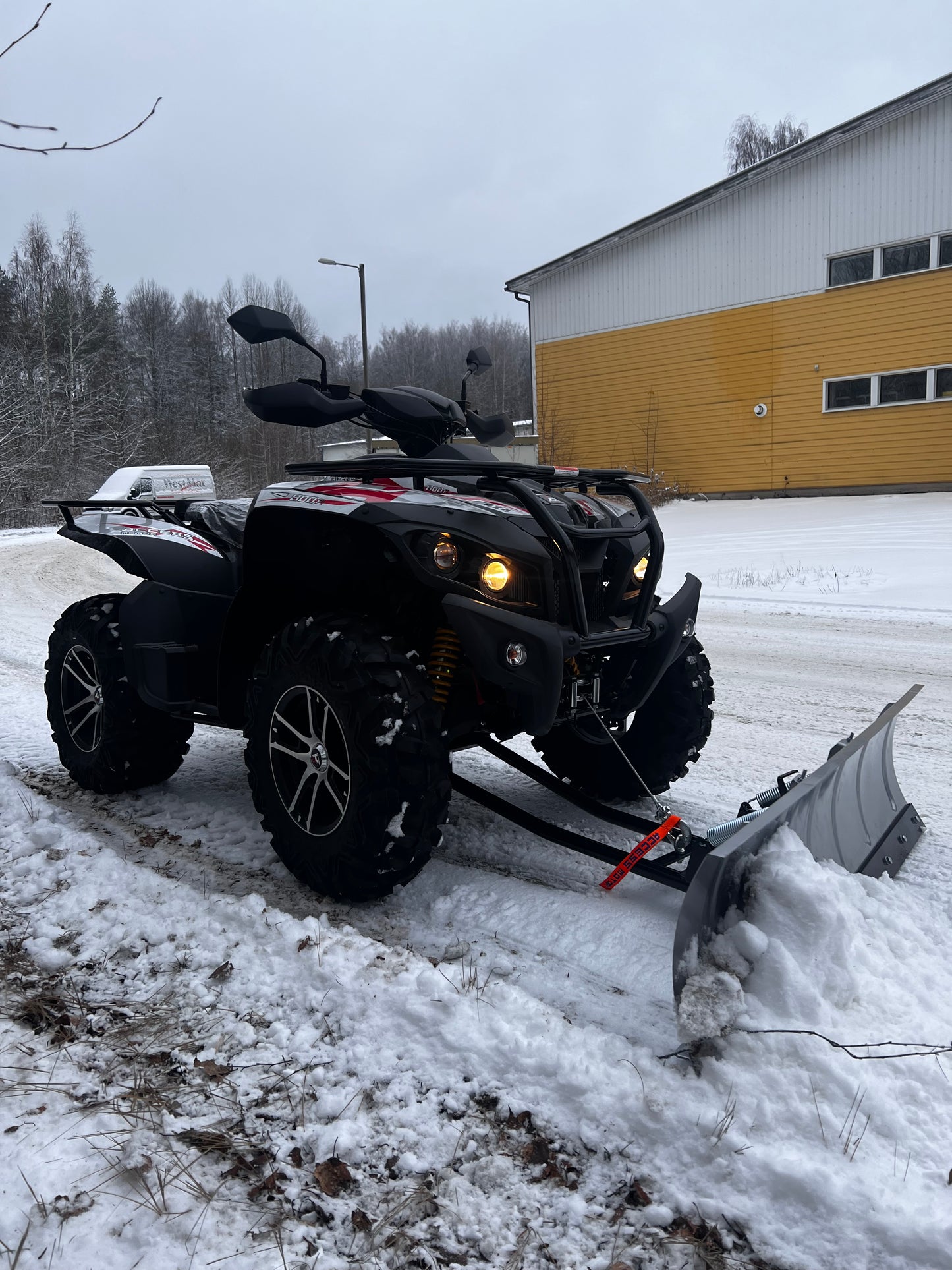 Access Adventures 600 EFI EPS