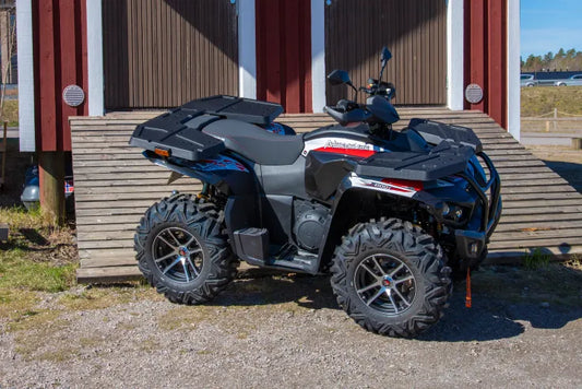 Access Adventures 800cc Traktorimönkijä