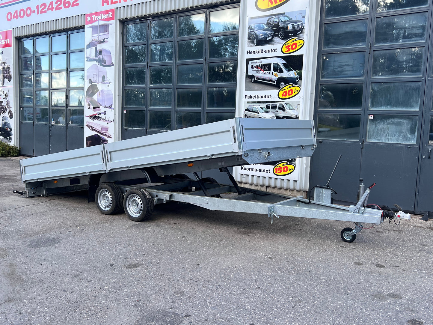 Ylivuotinen Lenka Traileri 5x2,2 2700kg Kippaava Alumiinilaidoilla